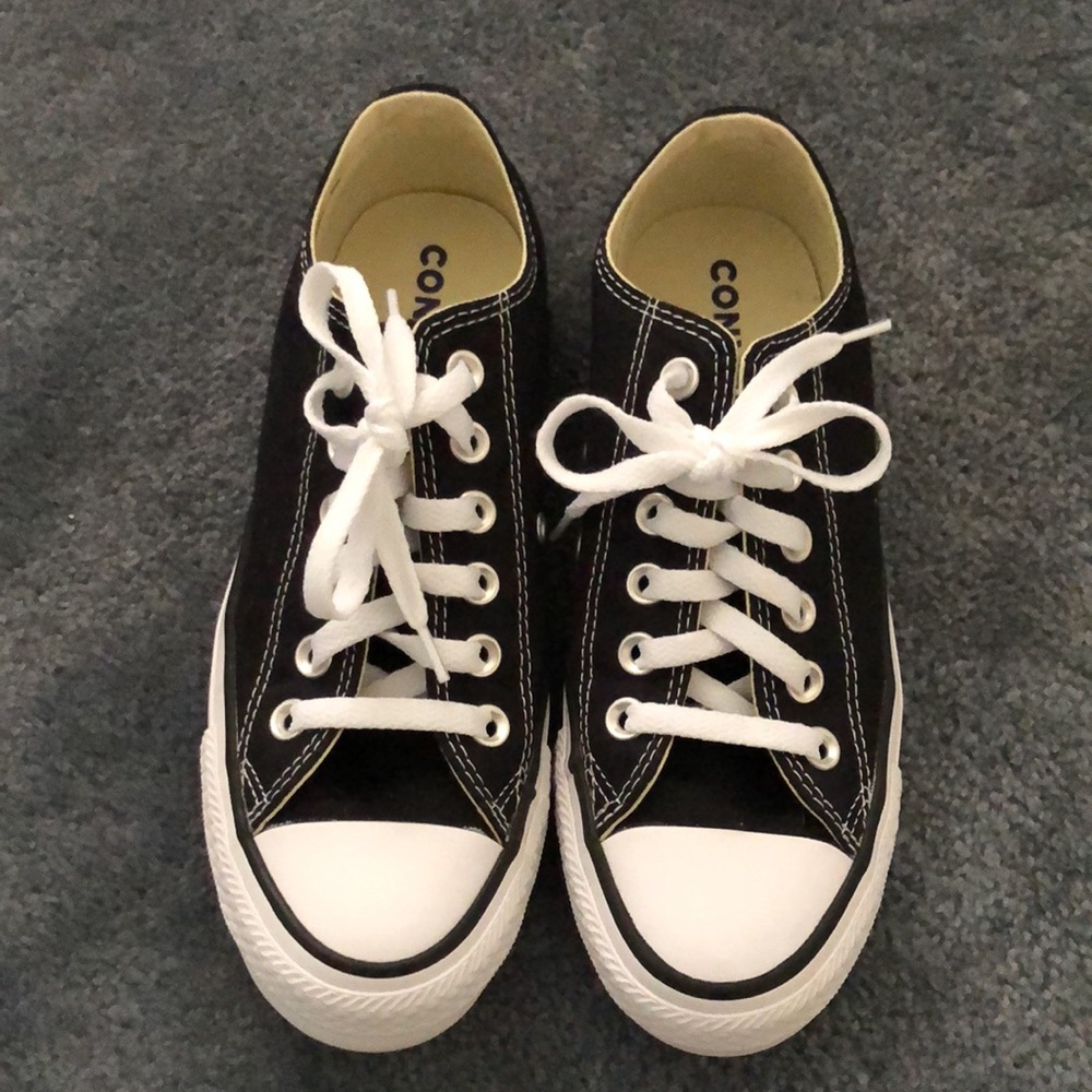 Women’s Converse Chuck